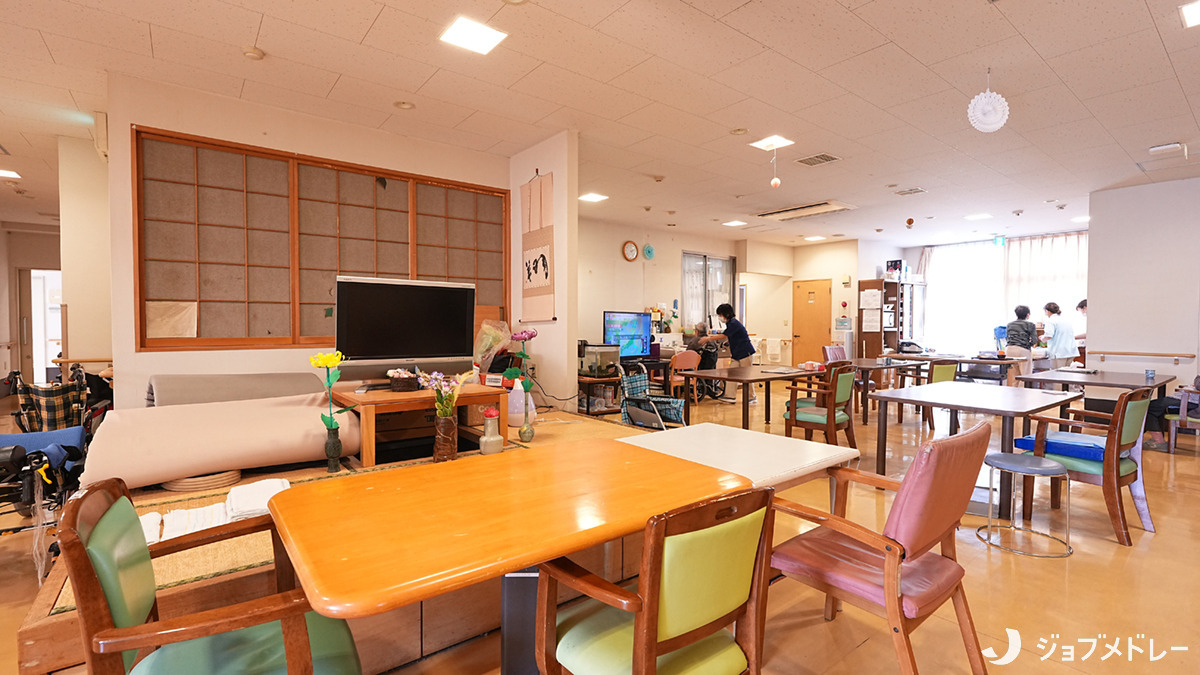 社会福祉法人翠生会　和光ホーム（介護職/ヘルパーの求人）の写真4枚目：共に寄り添い、笑顔があふれる穏やかな空間です