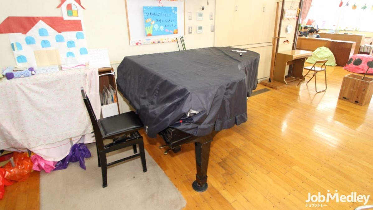 認定こども園のぞみ幼稚園（保育士の求人）の写真10枚目：毎日礼拝で聖書のお話を聞くだけでなく、聖書のことばを月に一箇所ずつ暗唱します