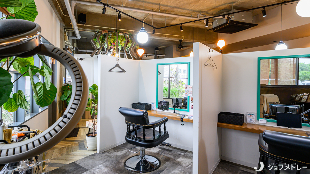OLAPLANO(美容師の求人)の写真5枚目:セット面です
