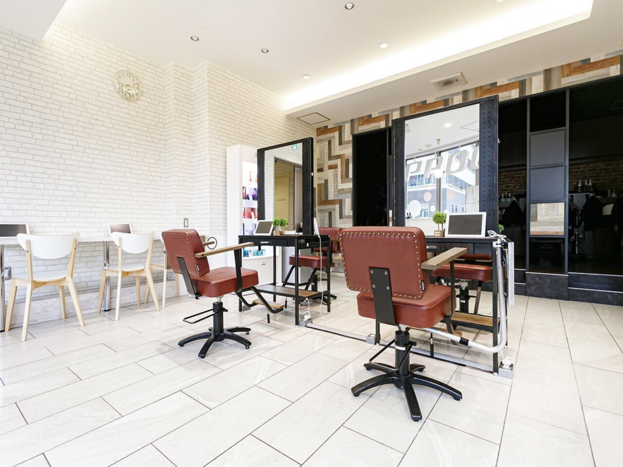 PROGRESS仙台駅東口店の写真