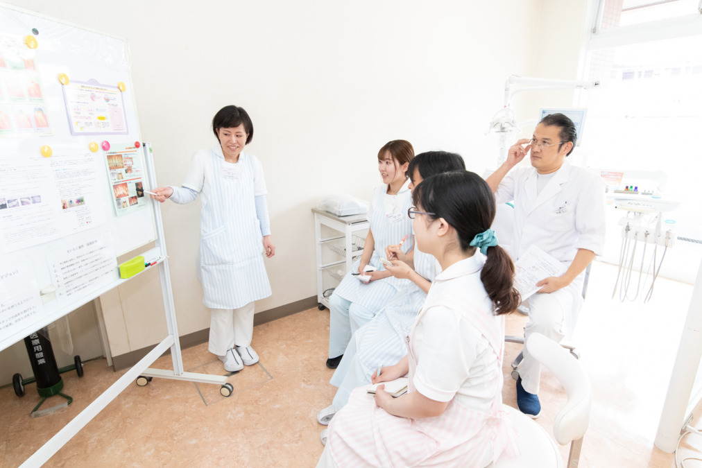 えいらく歯科クリニック（歯科衛生士の求人）の写真4枚目：