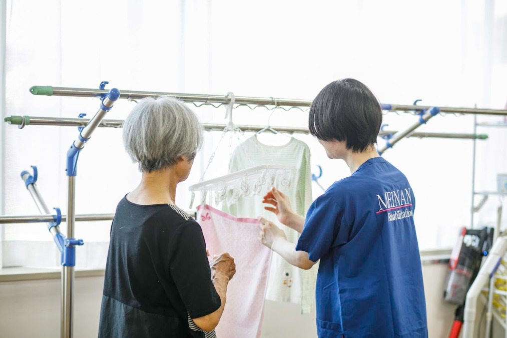 名南ふれあい病院（作業療法士の求人）の写真1枚目：