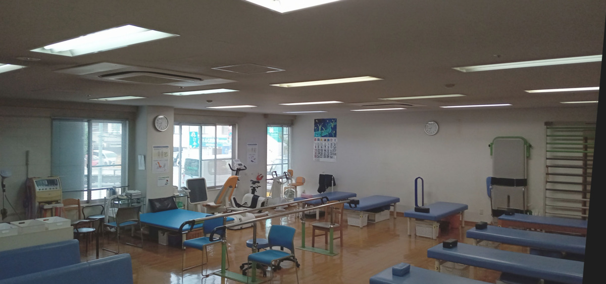 野口整形外科・外科医院(理学療法士の求人)の写真2枚目:リハビリ室