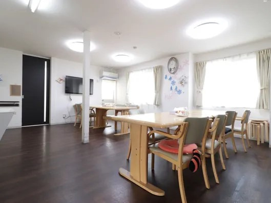 住宅型有料老人ホーム あいびぃ~半田(介護職/ヘルパーの求人)の写真4枚目: