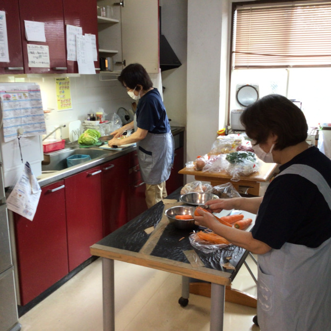 グループホーム美乃里(介護職/ヘルパーの求人)の写真11枚目:簡単な食事作りも行います