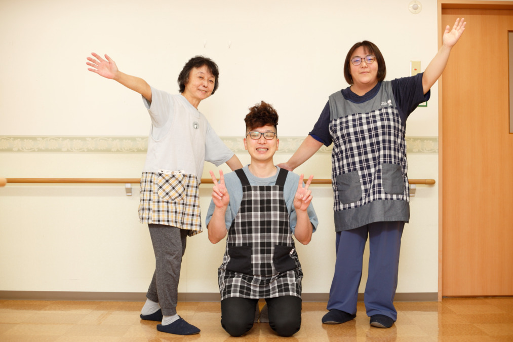 グループホーム白ゆり中央（介護職/ヘルパーの求人）の写真3枚目：職場見学へお越しください！
ご希望の方は応募ボタンよりご連絡ください♪