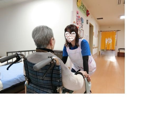 デイサービスセンター 喜びの里鷲宮(介護職/ヘルパーの求人)の写真7枚目:ご利用者とのふれあいを大切に。