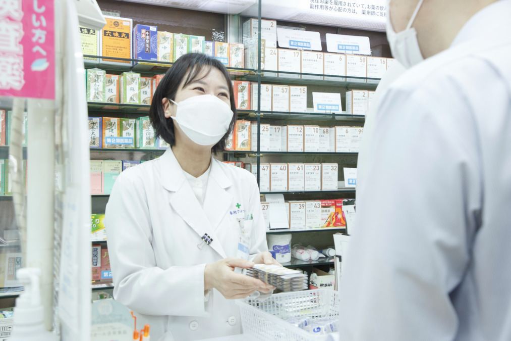 五番街ファーマシー　横浜駅西口本店（薬剤師の求人）の写真2枚目：