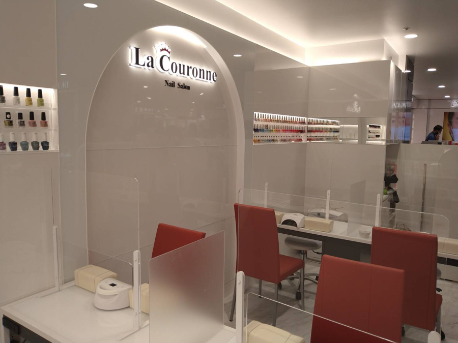 ラ・クローヌ小田急新宿店(ネイリストの求人)の写真2枚目: