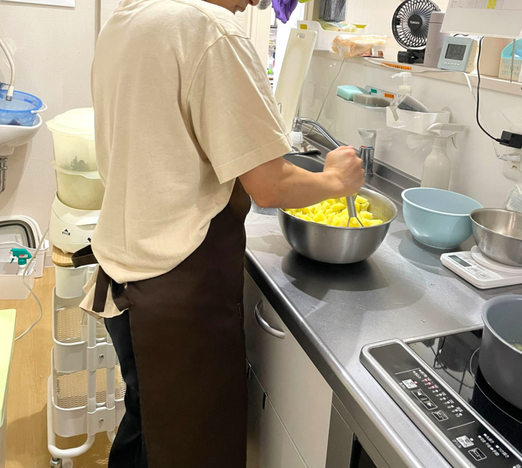 まま保育園　帝塚山（調理師/調理スタッフの求人）の写真4枚目：家庭用の調理器具での調理のため、調理業務未経験でもOK