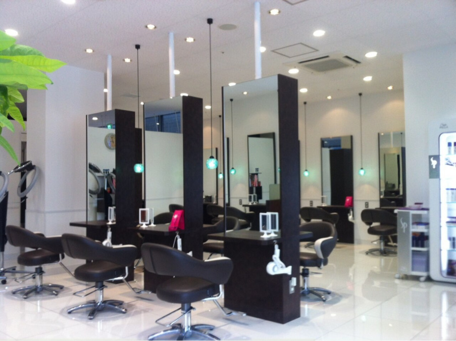 ABLAZE 新船橋店(美容師の求人)の写真3枚目: