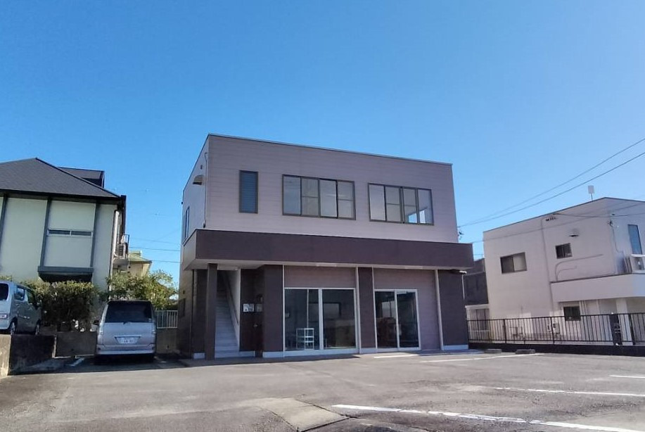 放課後等デイサービス・児童発達支援　BASE.ACADEMY【2025年03月オープン】の写真2枚目：1階・2階共にBASE.ACADEMYの施設となります。
