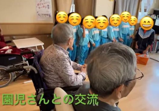 特別養護老人ホーム　上牧の郷（生活相談員の求人）の写真8枚目：地域のこども園の園児さんとの地域交流♪