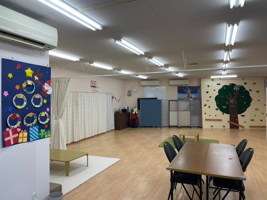 放課後等デイサービス ハピスポ貝塚（児童指導員/指導員の求人）の写真2枚目：