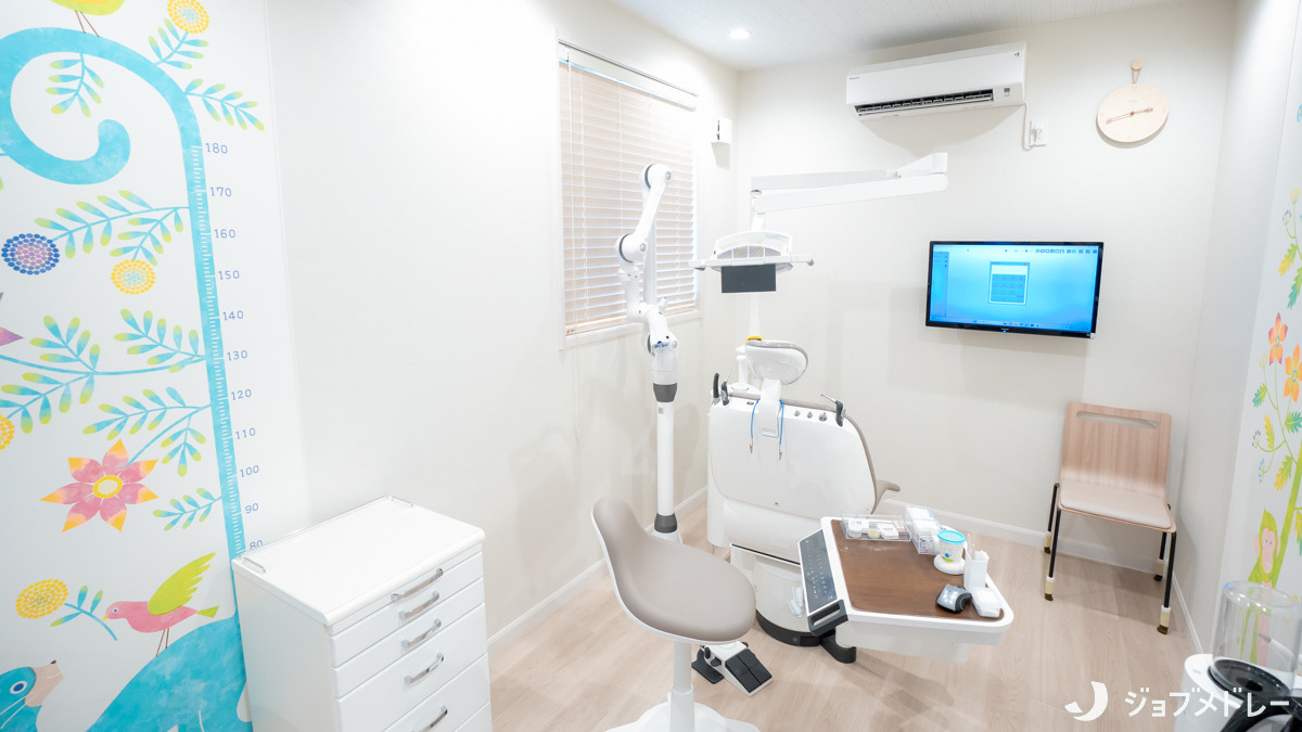 小岩井歯科（医療事務/受付の求人）の写真18枚目：お子様にも安心して治療を受けていただける環境づくりに取り組んでいます