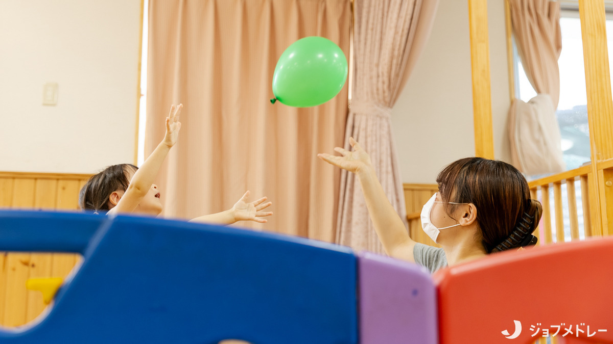 武蔵境コスモ保育園（保育士の求人）の写真11枚目：遊びを通して、その子自身の力や個性を伸ばしています