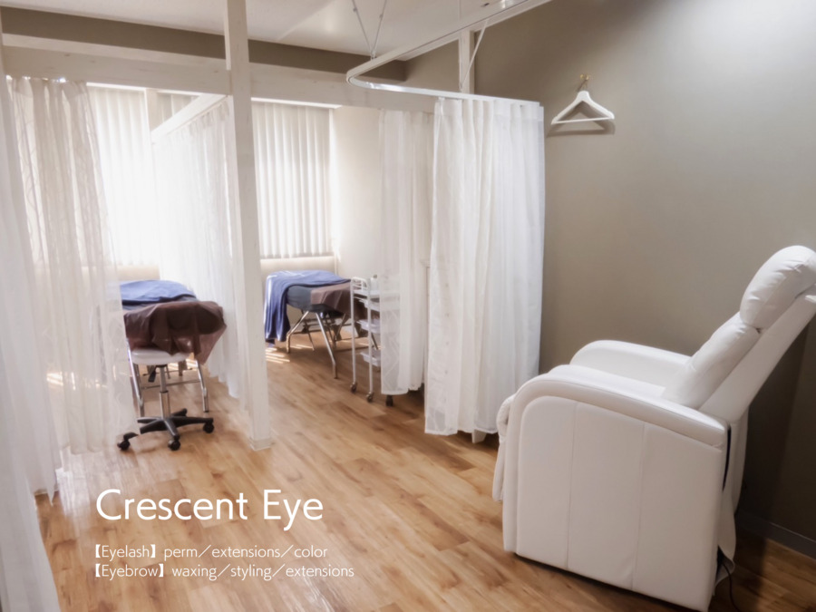 Crescent Eye 三軒茶屋店の写真2枚目：
