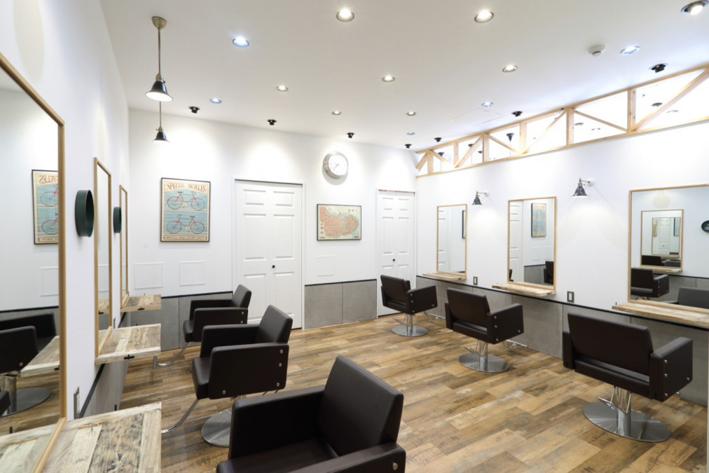 calm 橋本店の写真