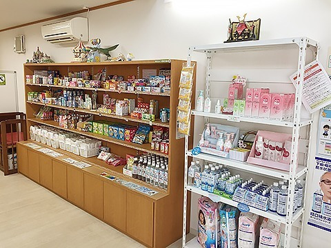 サンプラザ薬局　森小路局（薬剤師の求人）の写真2枚目：サンプラザ薬局　森小路局の内観
