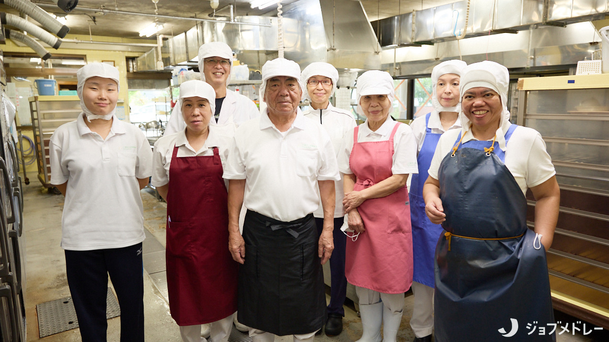 介護老人保健施設　はなみずき（看護師/准看護師の求人）の写真28枚目：力を合わせて業務に取り組んでいます＊