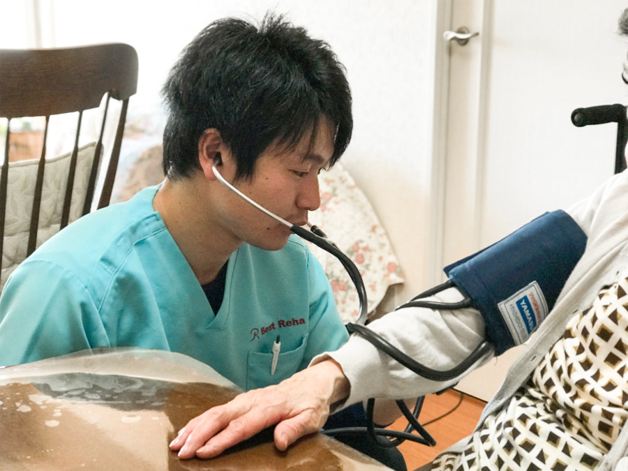 ナーシングホーム大宮東（看護師/准看護師の求人）の写真2枚目：訪問未経験でも心配ナシ◎先輩スタッフが優しく指導してくださいます。