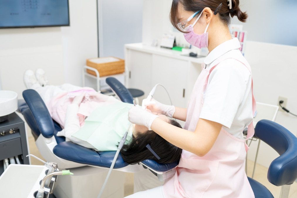 医療法人宏洋会　はやみず歯科（歯科衛生士の求人）の写真4枚目：担当衛生士制で患者様を診ていただきます。