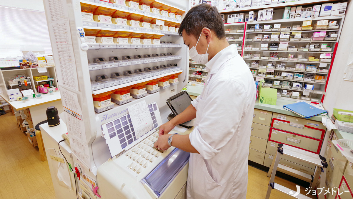 アクタ薬局 高森店（薬剤師の求人）の写真9枚目：自動分包機で効率的な一包化が可能です
