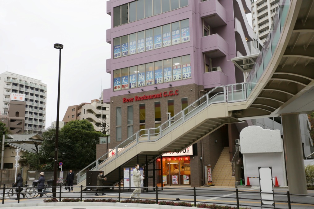 ふたば歯科クリニック 京急蒲田駅前院（歯科医師の求人）の写真6枚目：当院の外観です