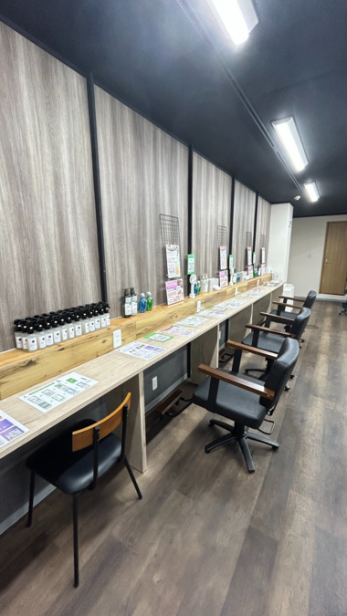 uru髪質改善する白髪染め専門店　八戸ノ里店  【2025年08月01日オープン】（美容師の求人）の写真2枚目：