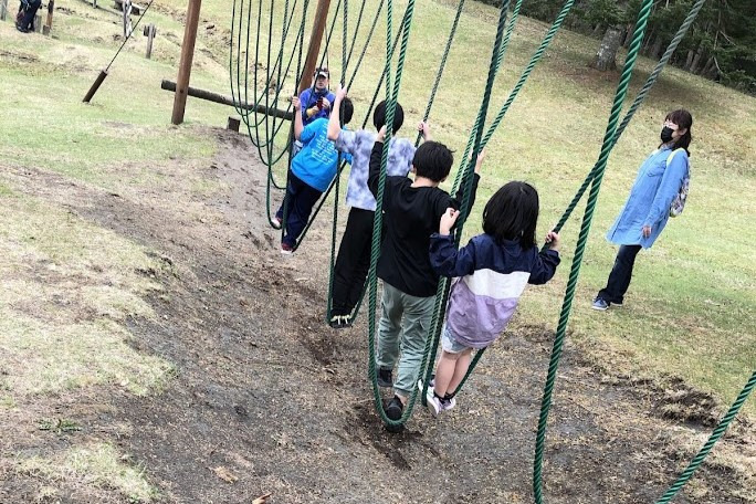 放課後等デイサービス 自然学校 発寒（保育士の求人）の写真5枚目：アスレチック♬