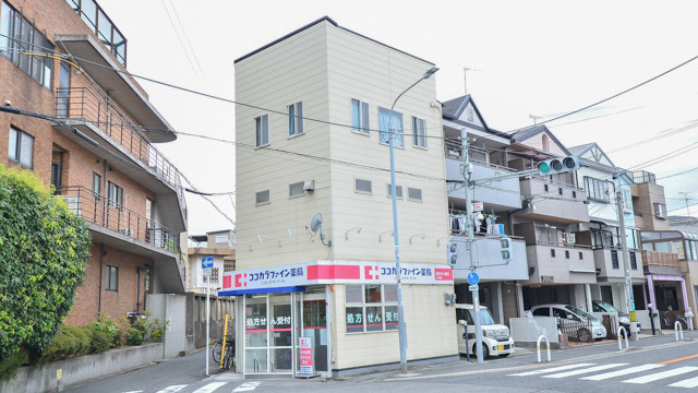 ココカラファイン薬局上小阪店の画像