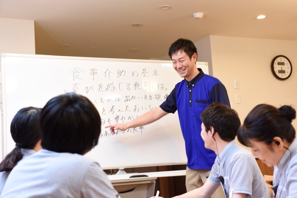 イリーゼ高島城（介護職/ヘルパーの求人）の写真14枚目：