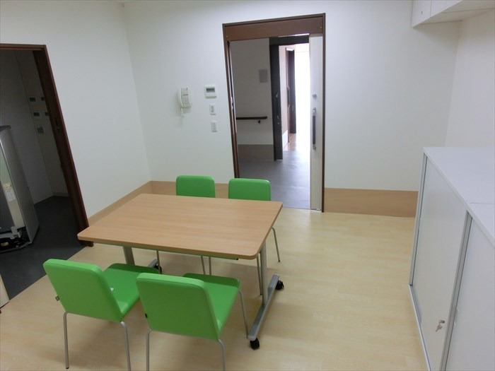 サービス付き高齢者住宅　スウィング大町（介護職/ヘルパーの求人）の写真2枚目：