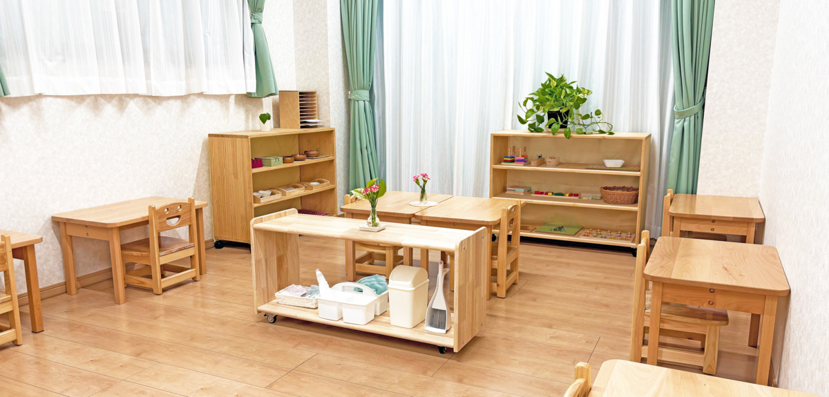 アベニール保育園（保育士の求人）の写真3枚目：２F　2歳児保育室☆