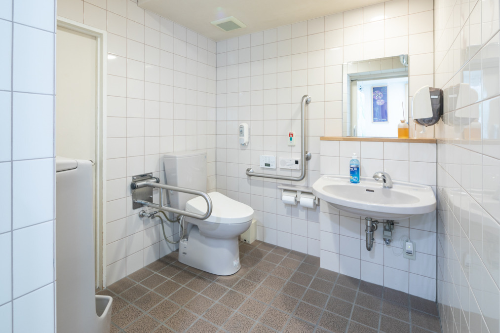 田賀歯科医院（歯科衛生士の求人）の写真7枚目：バリアフリーです