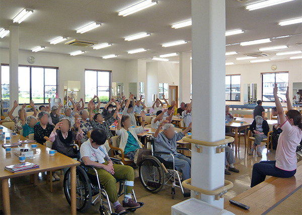五島デイサ－ビス機能訓練センタ－（介護職/ヘルパーの求人）の写真4枚目：