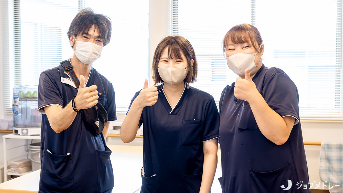 みつばメゾン浦和白鍬（介護職/ヘルパーの求人）の写真4枚目：先輩スタッフがしっかりサポートします！