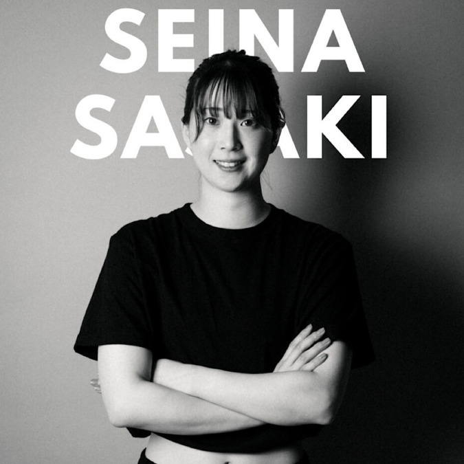 LOOKSLIKE AKASAKA REDの写真13枚目：