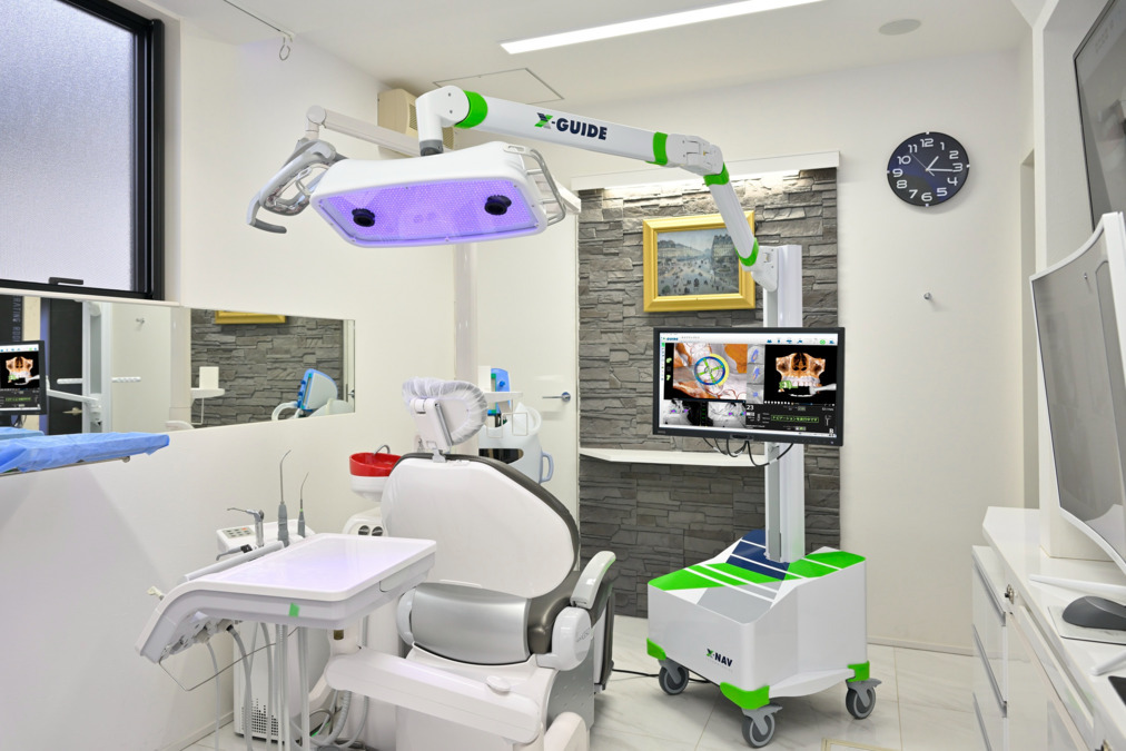 新枝歯科医院（歯科衛生士の求人）の写真7枚目：香川県まだ数台しかないX-Guideも導入しています。