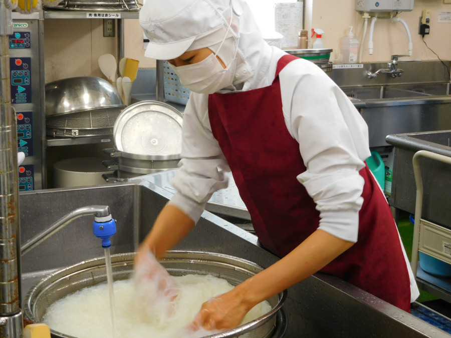 株式会社優食（調理師/調理スタッフの求人）の写真2枚目：