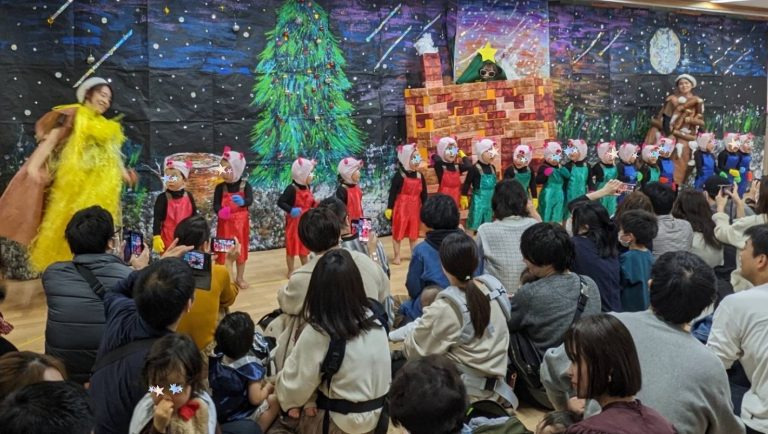 あざみ野ベビールーム(保育士の求人)の写真5枚目:0歳から2歳までの子どもたちみんなが主役◎