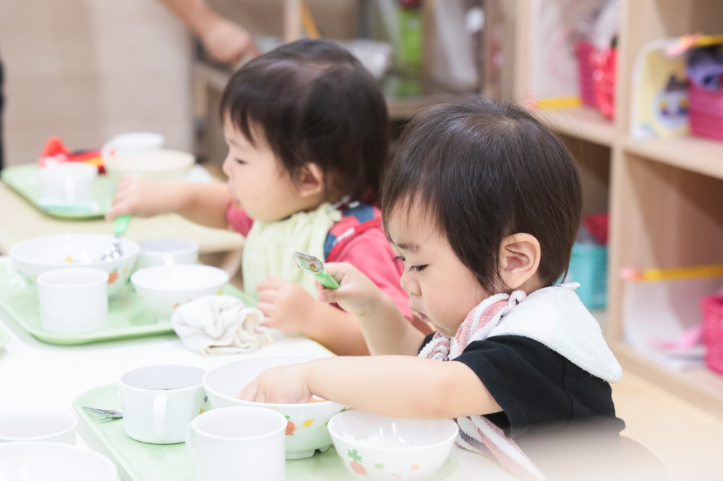 福岡市立こども病院内保育所(調理師/調理スタッフの求人)の写真2枚目:当社企業主導型園の給食の様子