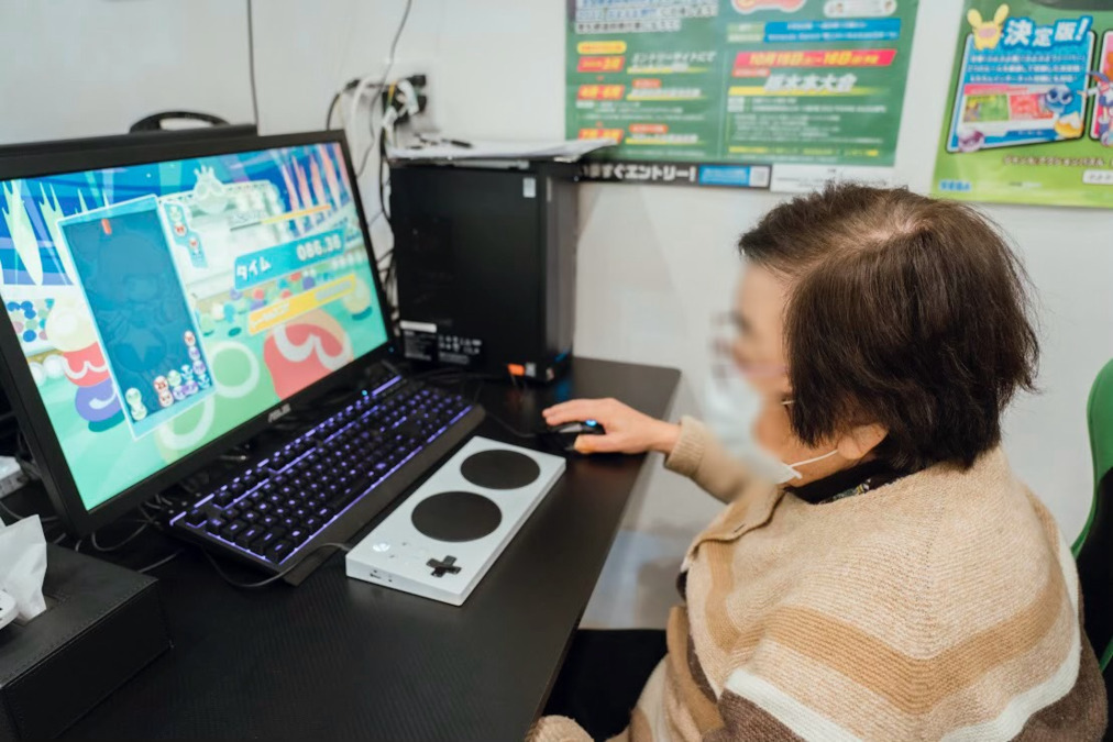 デイサービスeほっと（理学療法士の求人）の写真4枚目：eスポーツ専用のお部屋を完備！