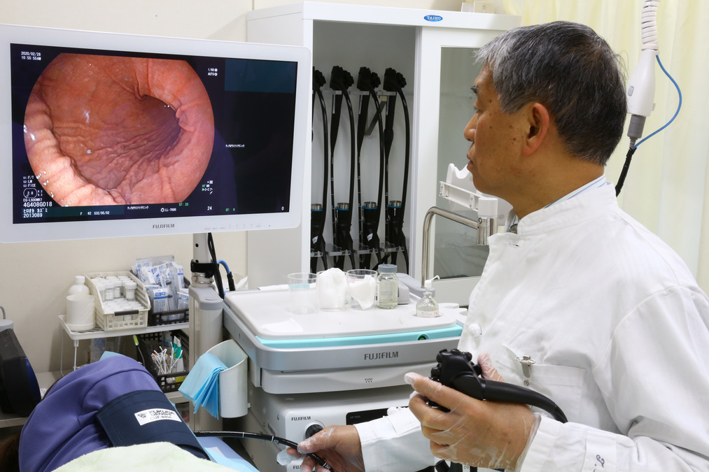 中央みなとクリニック(看護師/准看護師の求人)の写真7枚目:年間2000例以上の内視鏡検査を実施しています