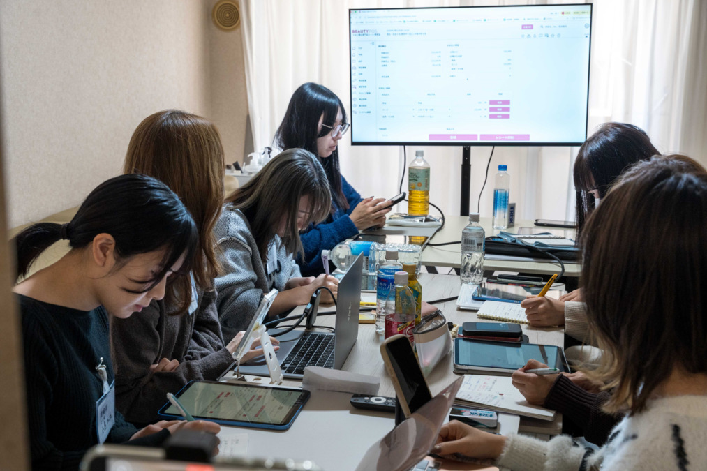 うなじ矯正専門店ミース 大泉学園店【2026年春オープン予定】(アイリストの求人)の写真12枚目: