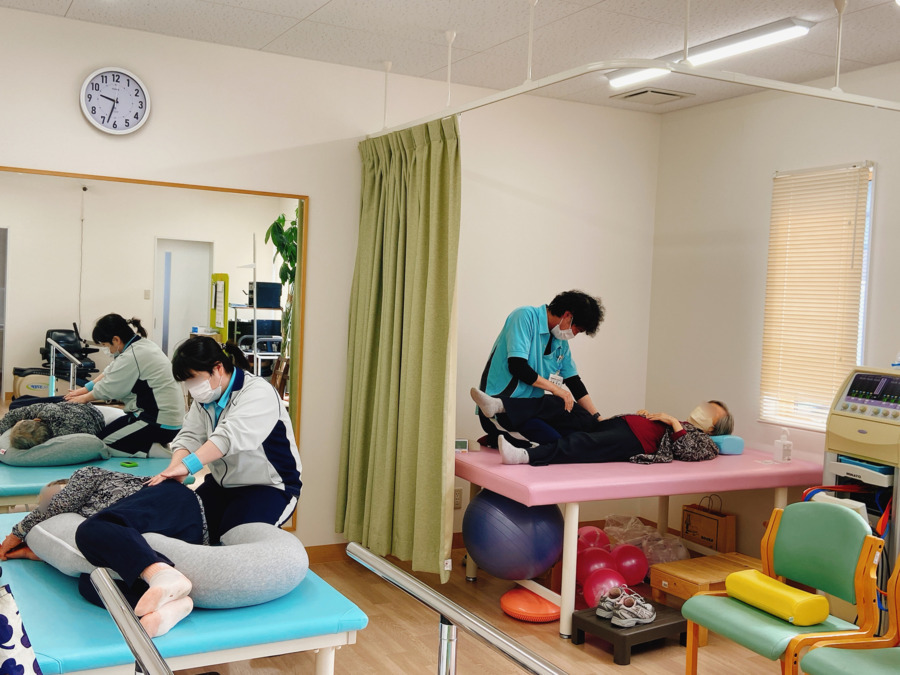デイサービスかがやき（理学療法士の求人）の写真2枚目：