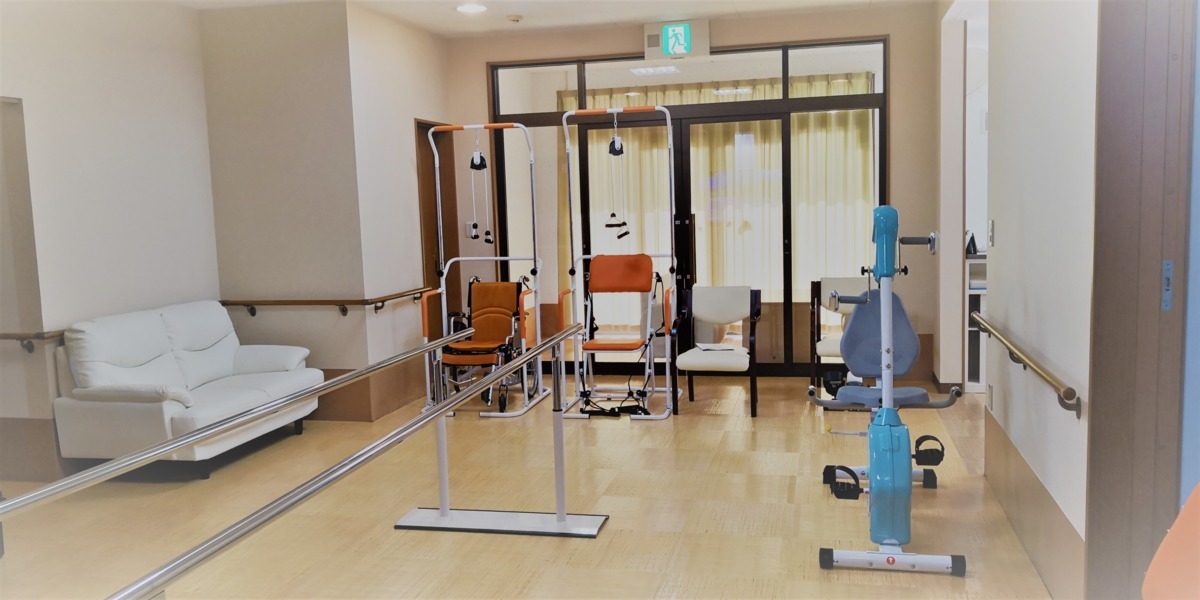 デイサービス 居宅介護支援事業所 りんく みずほ台の写真4枚目:機能訓練室