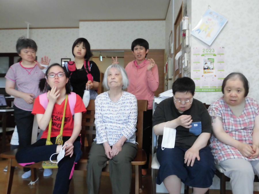 おりひめの写真2枚目：利用者様と♪