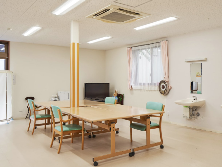 住宅型有料老人ホーム『医心館 名張』（介護職/ヘルパーの求人）の写真13枚目：