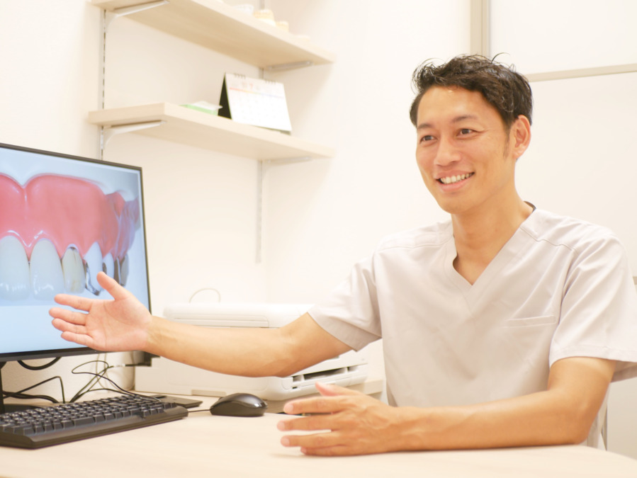 次郎丸デンタルクリニック（歯科助手の求人）の写真5枚目：患者さんとのコミュニケーションを大事にしています